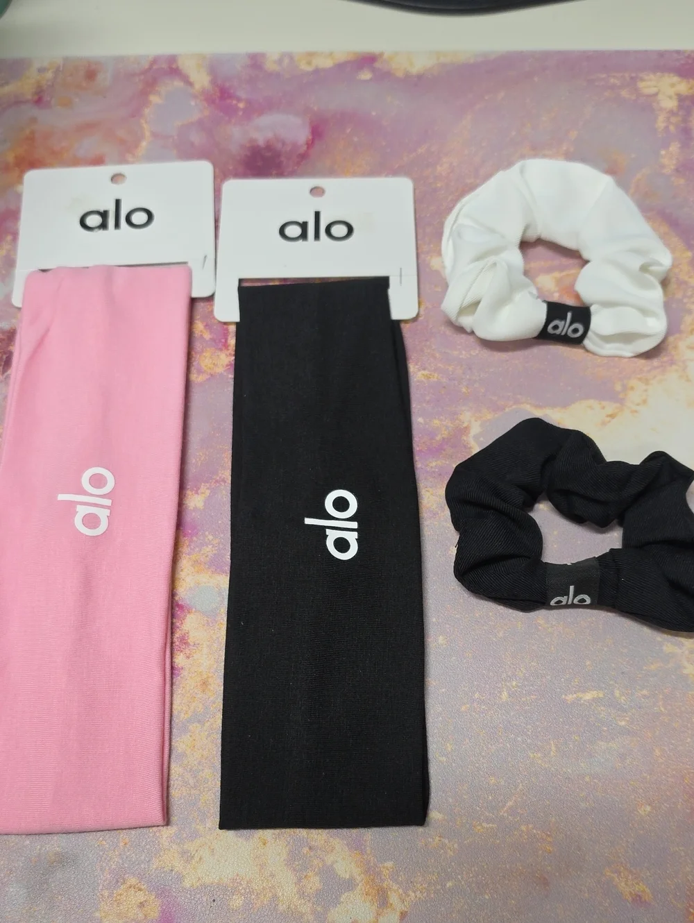 ALO Yoga Pink & Black Hair Accessory Set